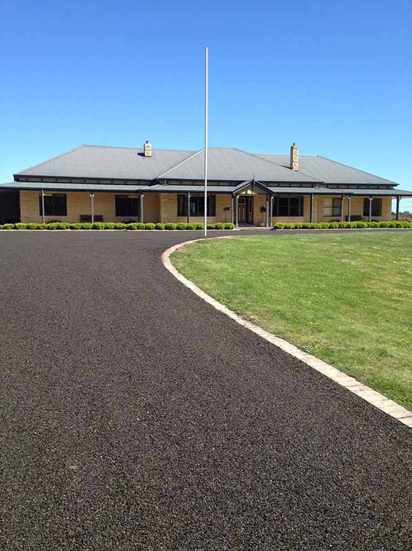 This is a photo of an asphalt driveway which has been installed by Redbank Plains Surfacing Solutions